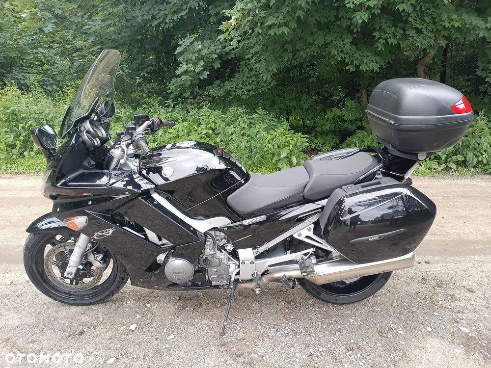 Yamaha FJR - 10