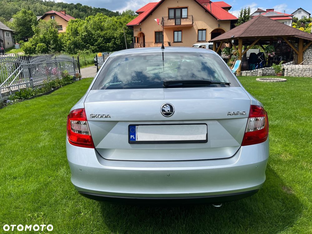 Skoda RAPID 1.2 TSI Edition - 5