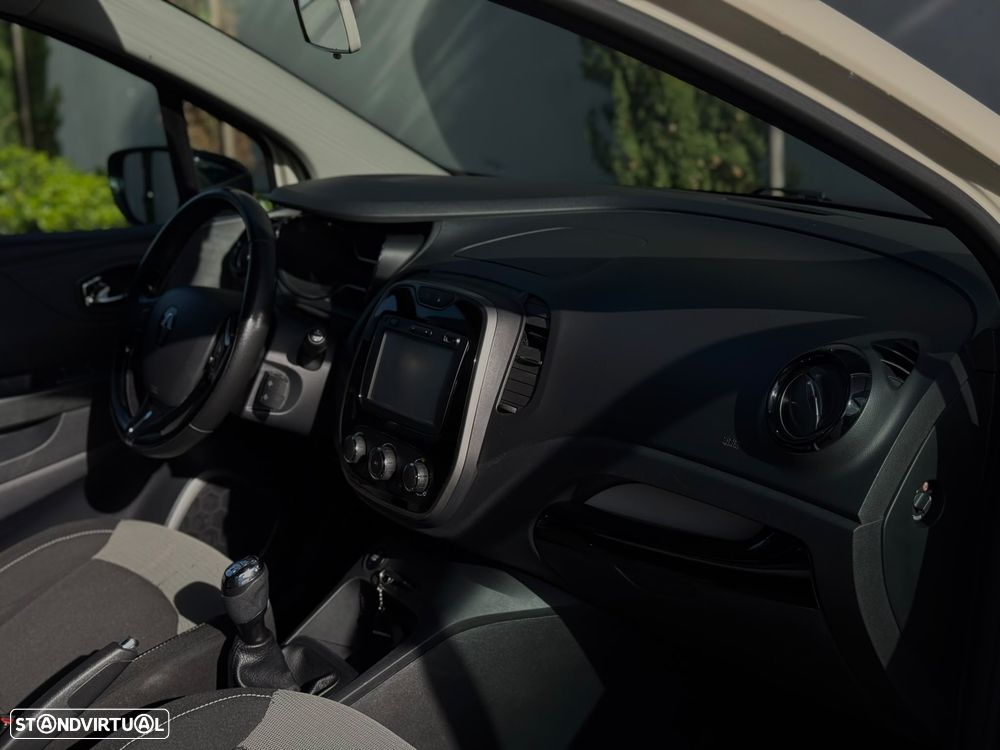 Renault Captur - 34