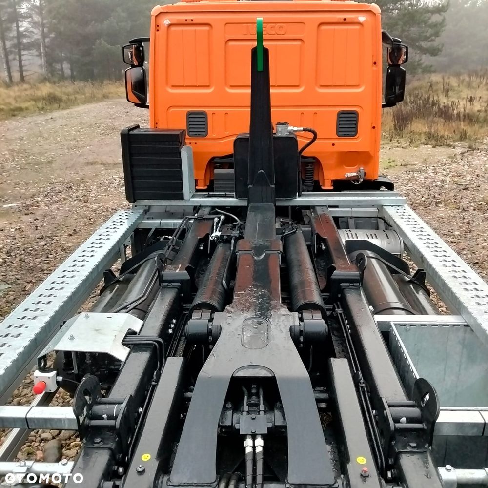 Iveco Eurocargo - 12