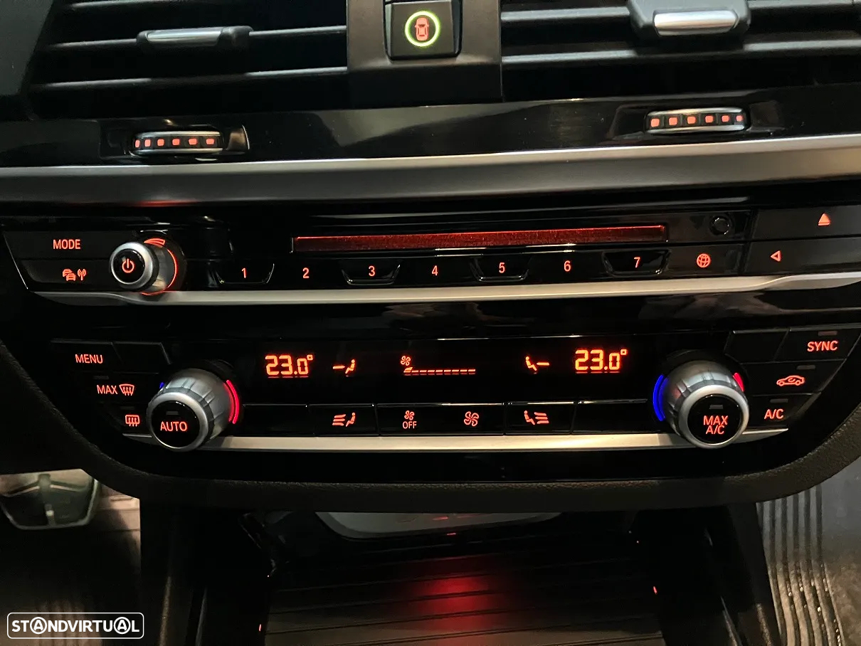 BMW X3 20 d xDrive Pack M - 36