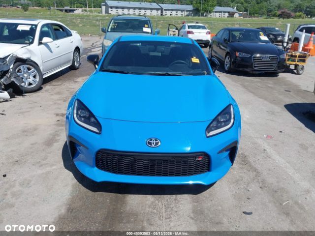 Toyota GR86 - 8