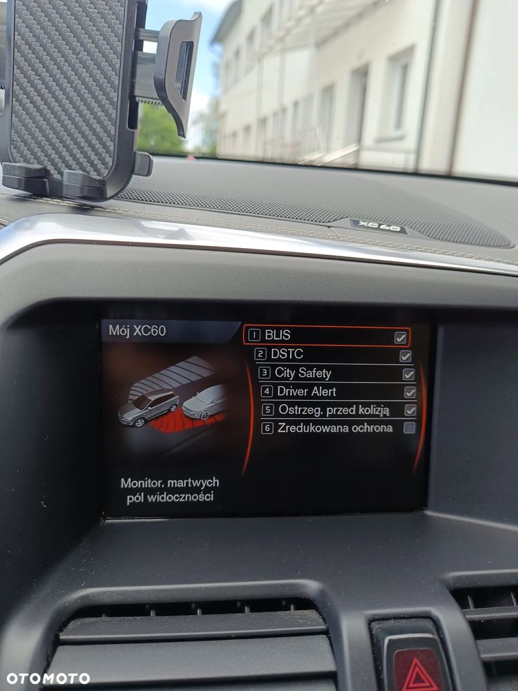 Volvo XC 60 D5 AWD Summum - 28