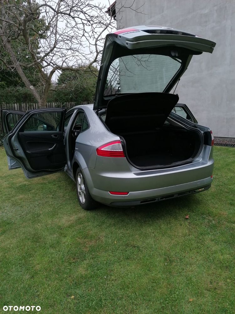 Ford Mondeo - 4