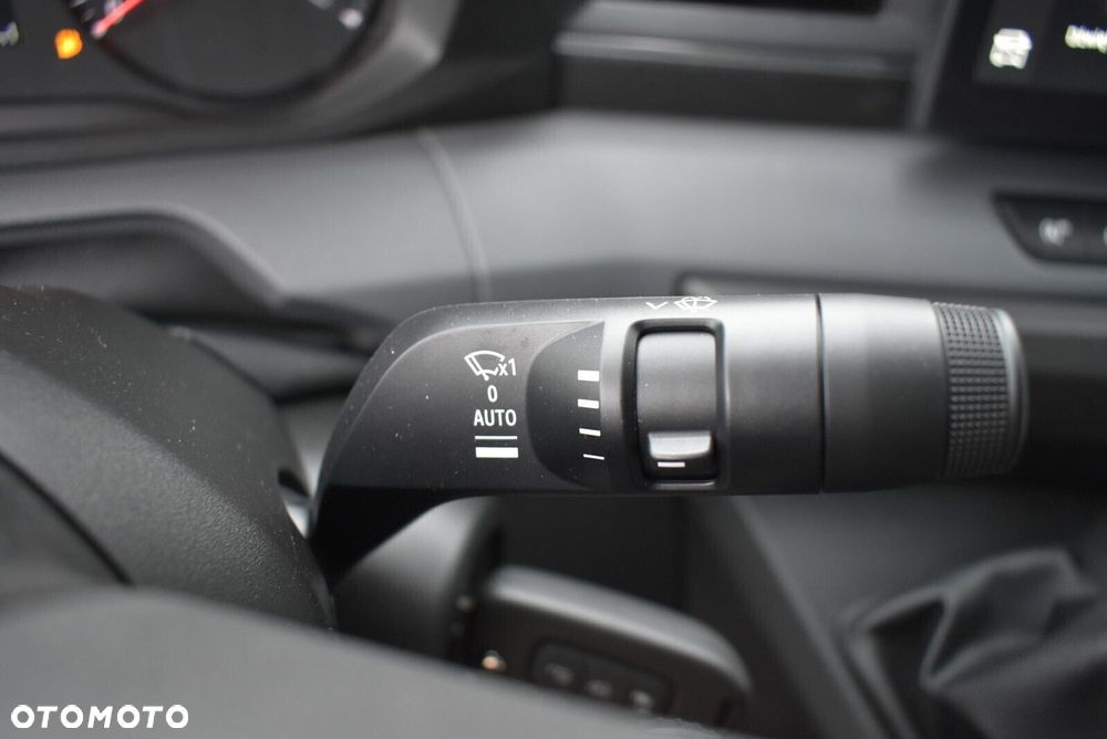 Renault Master FURGON - 24