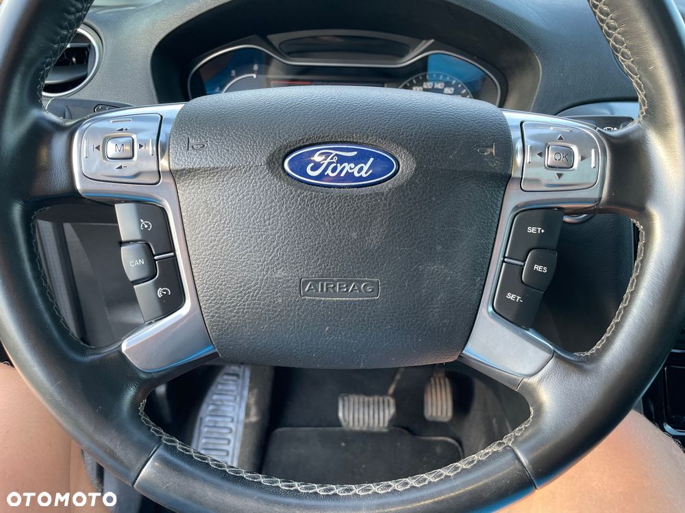 Ford S-Max 2.0 TDCi DPF Titanium X - 18