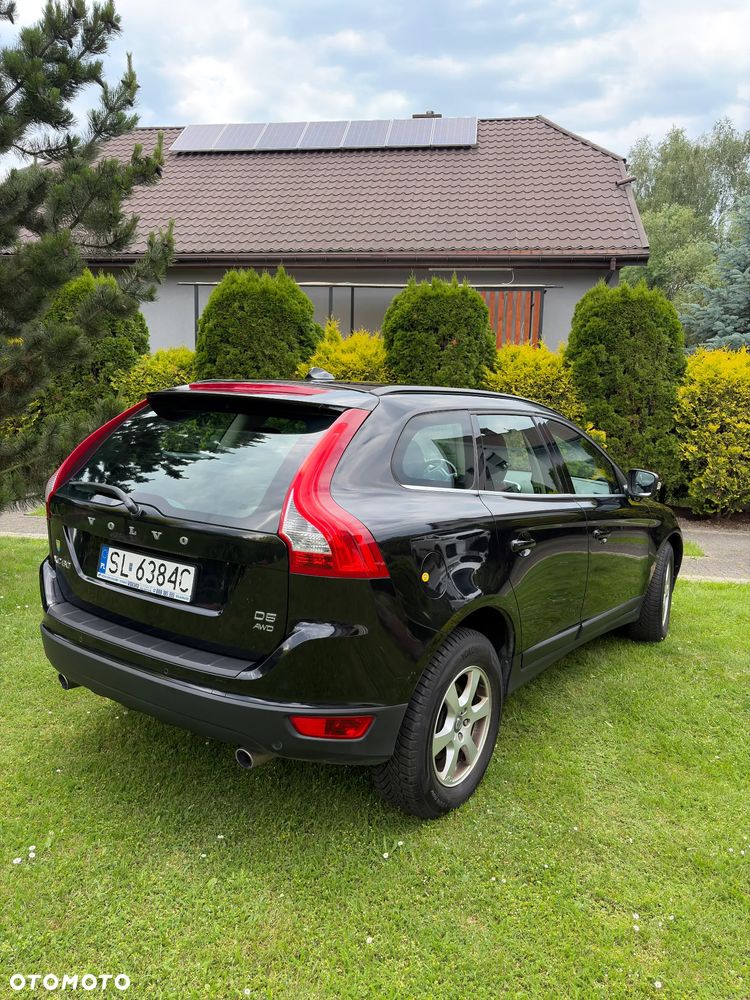 Volvo XC 60 D5 AWD Momentum - 3