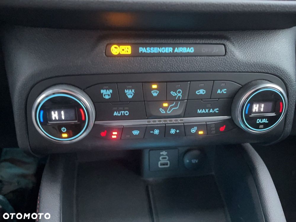 Ford Kuga 2.0 EcoBlue AWD ST-Line - 23