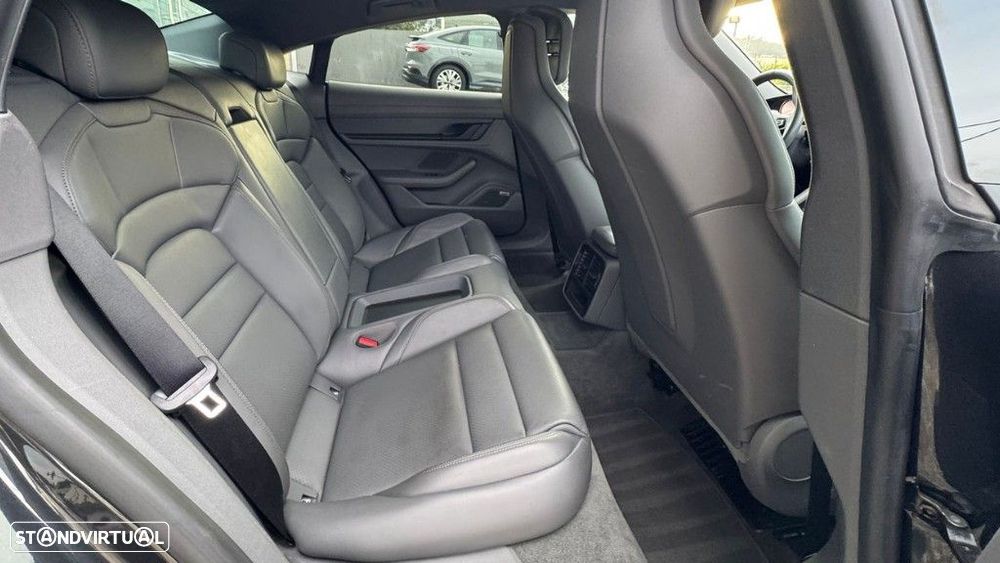 Porsche Taycan Bateria Performance Plus - 22