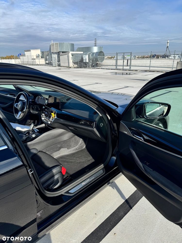 BMW Seria 5 530i - 10