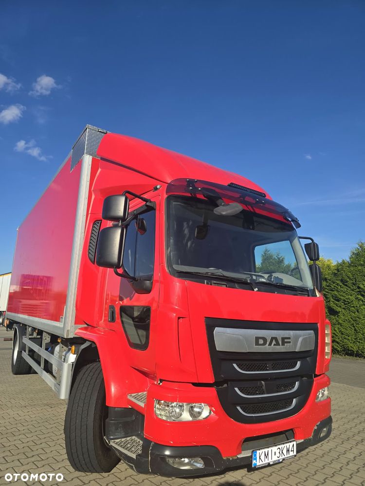 DAF LF 320 - 9