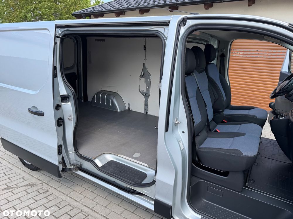 Opel VIVARO B - 9