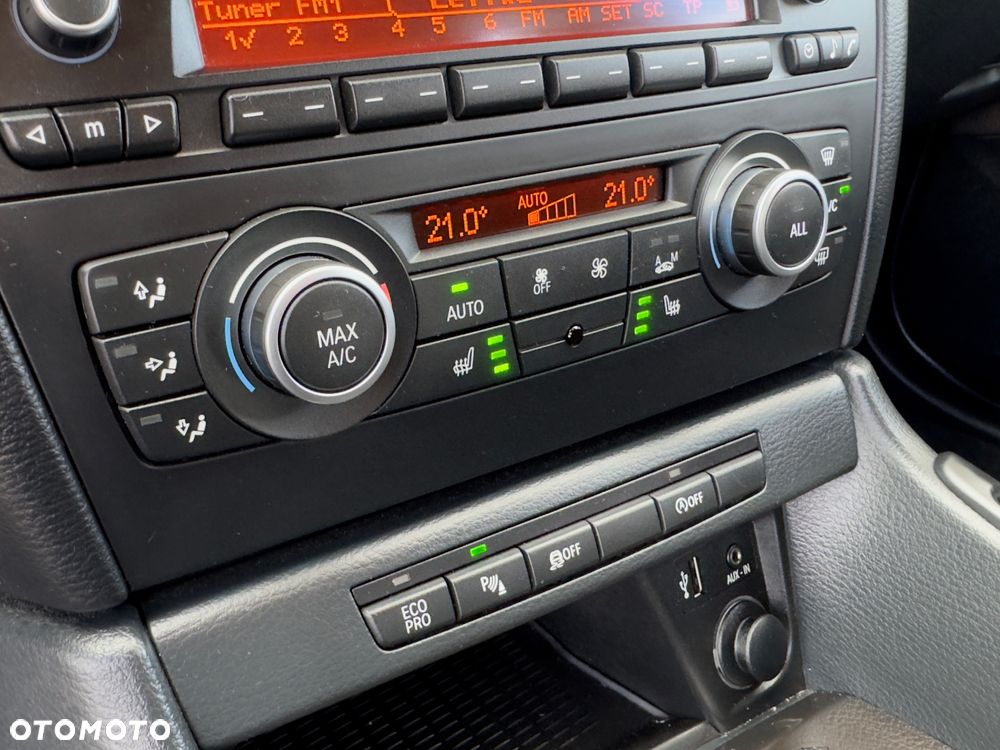 BMW X1 sDrive18d xLine - 22