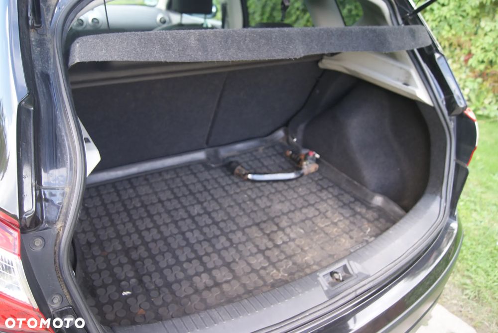Nissan Qashqai 2.0 dCi DPF I-Way - 9