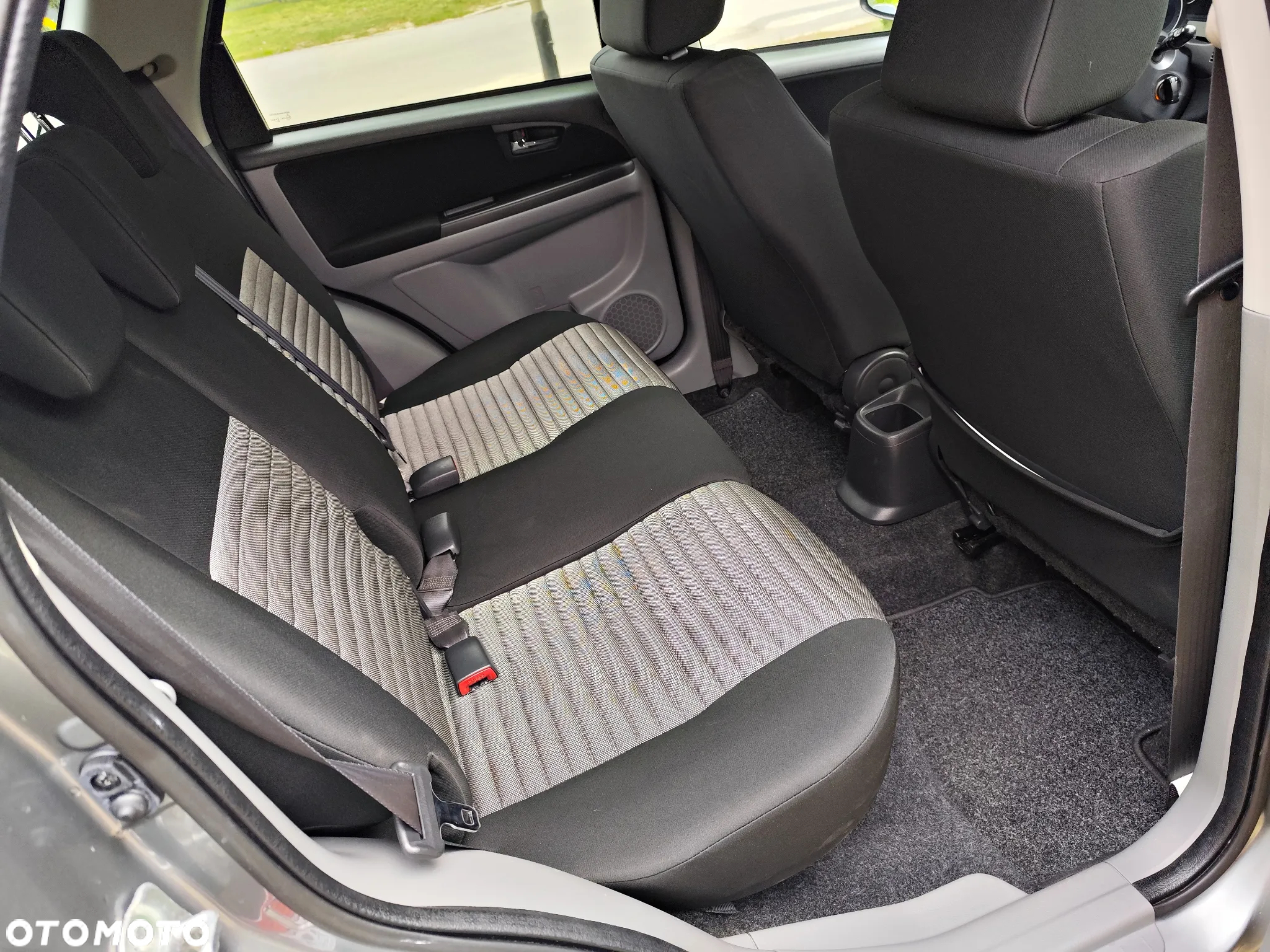Suzuki SX4 2.0 DDiS 4x2 Comfort - 21