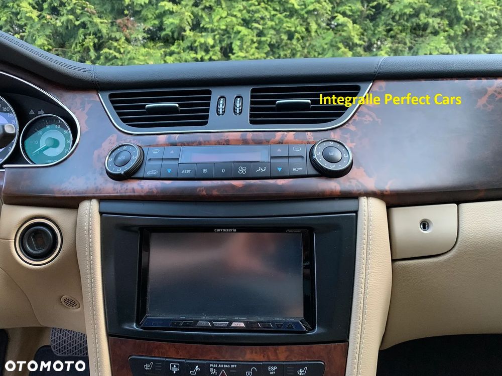 Mercedes-Benz CLS 350 - 20