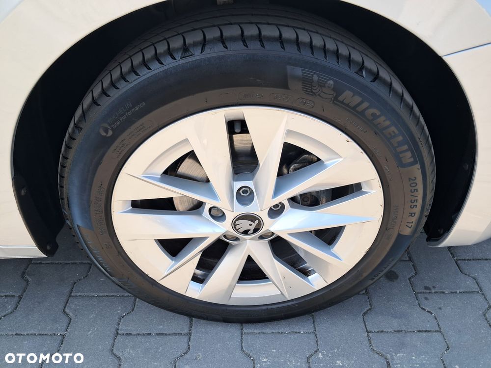 Skoda Octavia 1.5 TSI Edition 130 Selection - 34