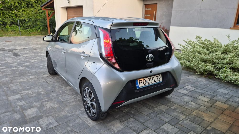 Toyota Aygo 1.0 VVT-i Sprint EU6 - 5