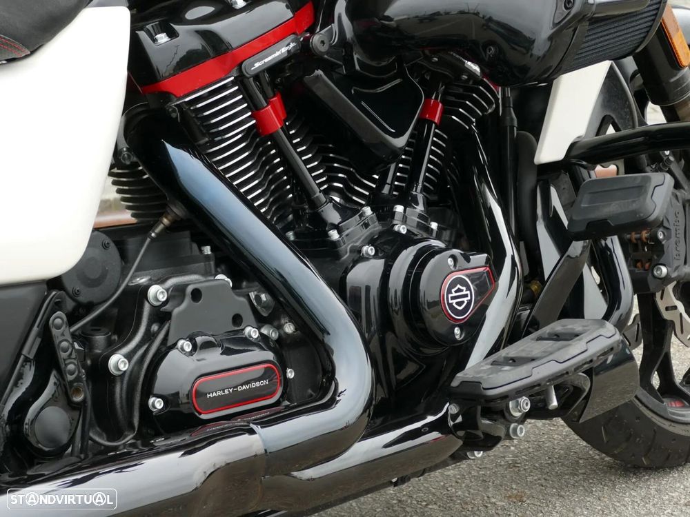 Harley-Davidson FL - 20