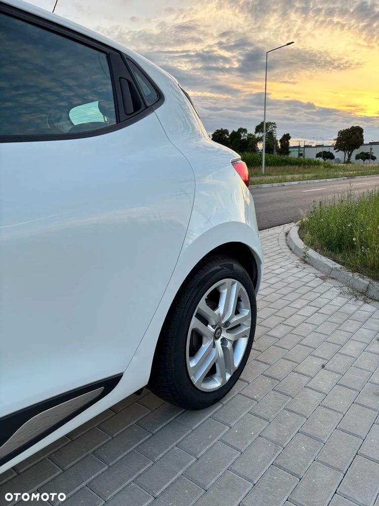 Renault Clio dCi 75 Stop & Start Life - 16