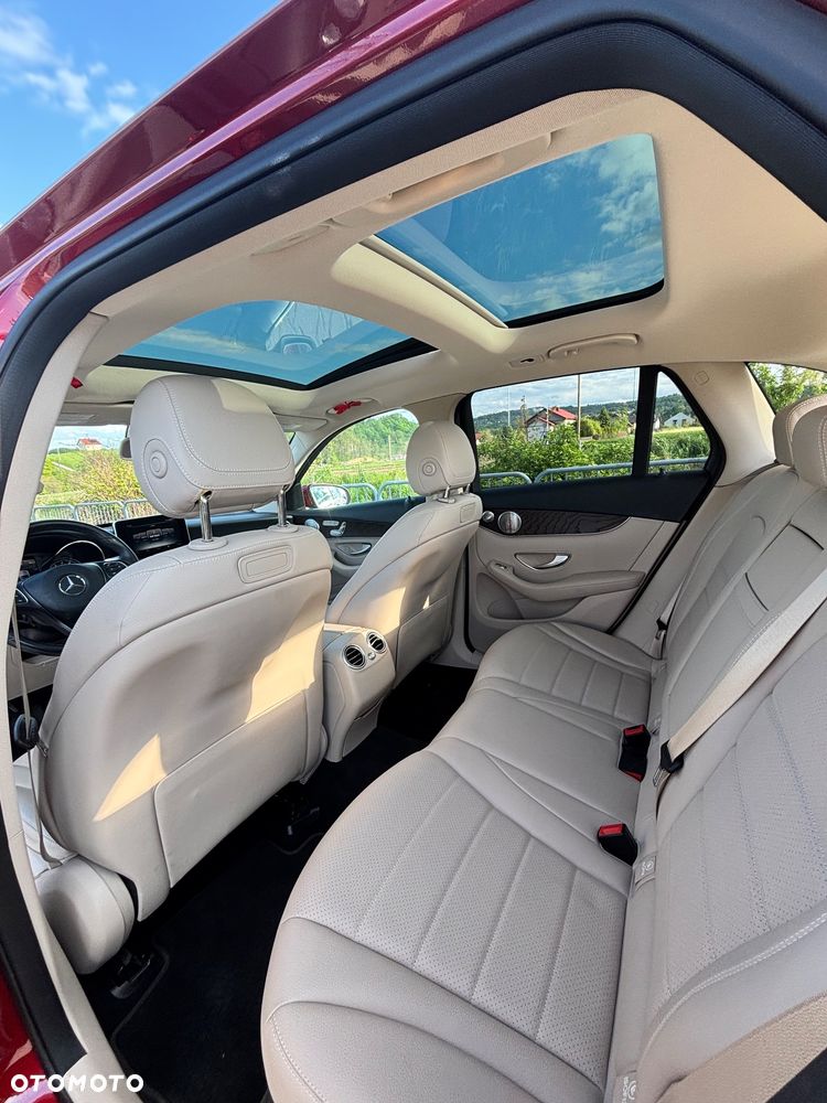 Mercedes-Benz GLC 300 4-Matic - 5