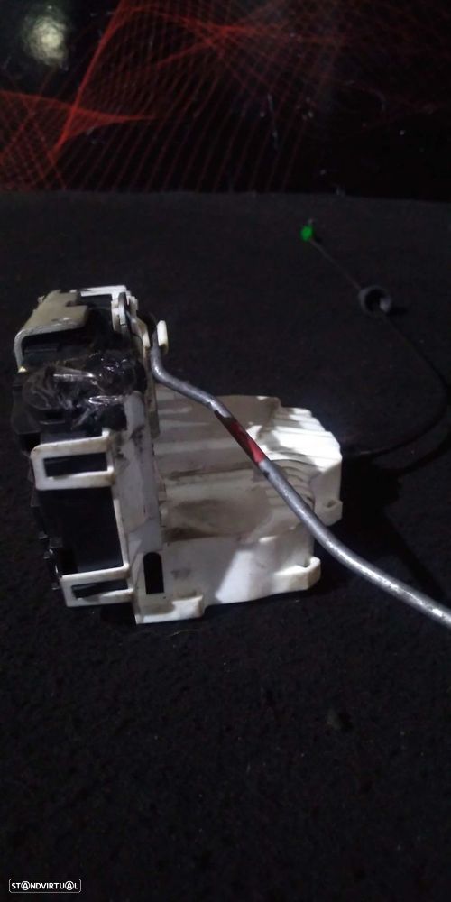 Fecho Da Porta Frente Dto Dodge Journey - 3