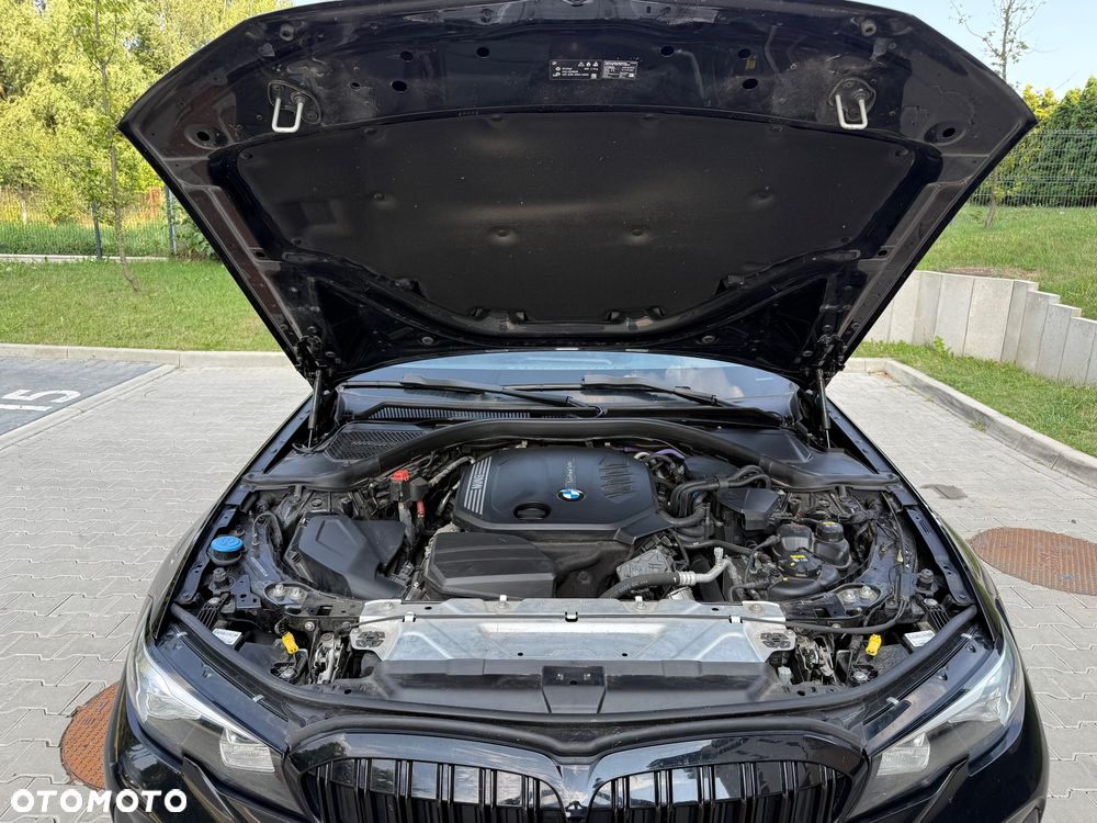 BMW Seria 3 320d mHEV M Sport sport - 14