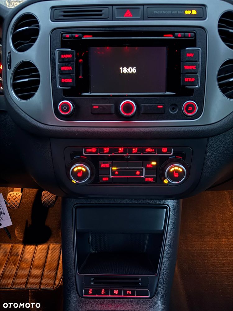 Volkswagen Tiguan - 27