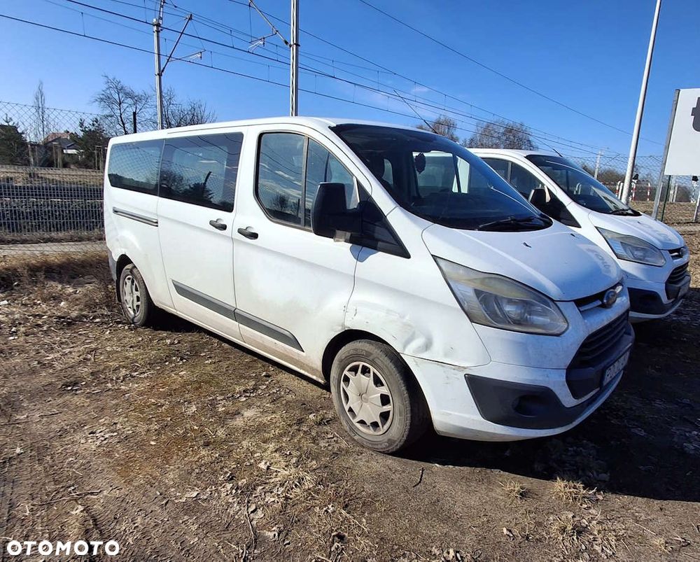 Ford TRANSIT CUSTOM - 2