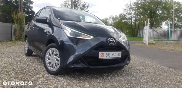 Toyota Aygo x-play club