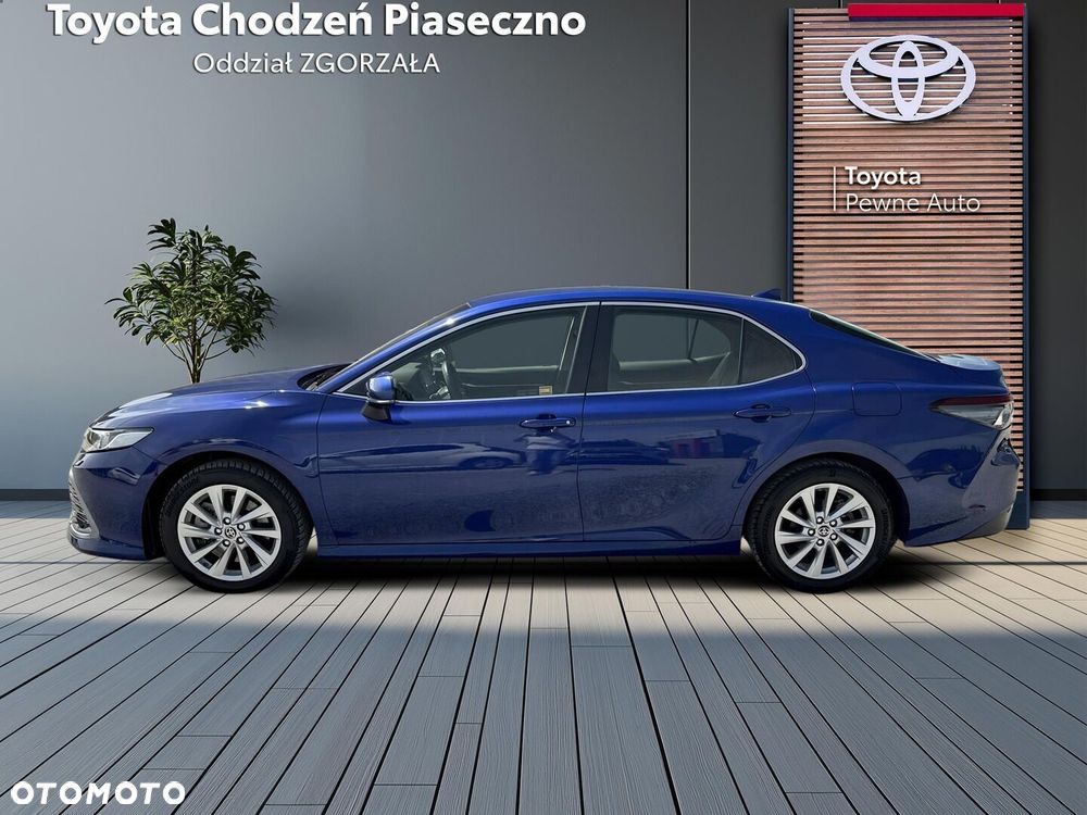 Toyota Camry 2.5 Hybrid Comfort CVT - 3