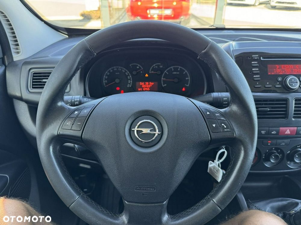 Opel Combo - 25