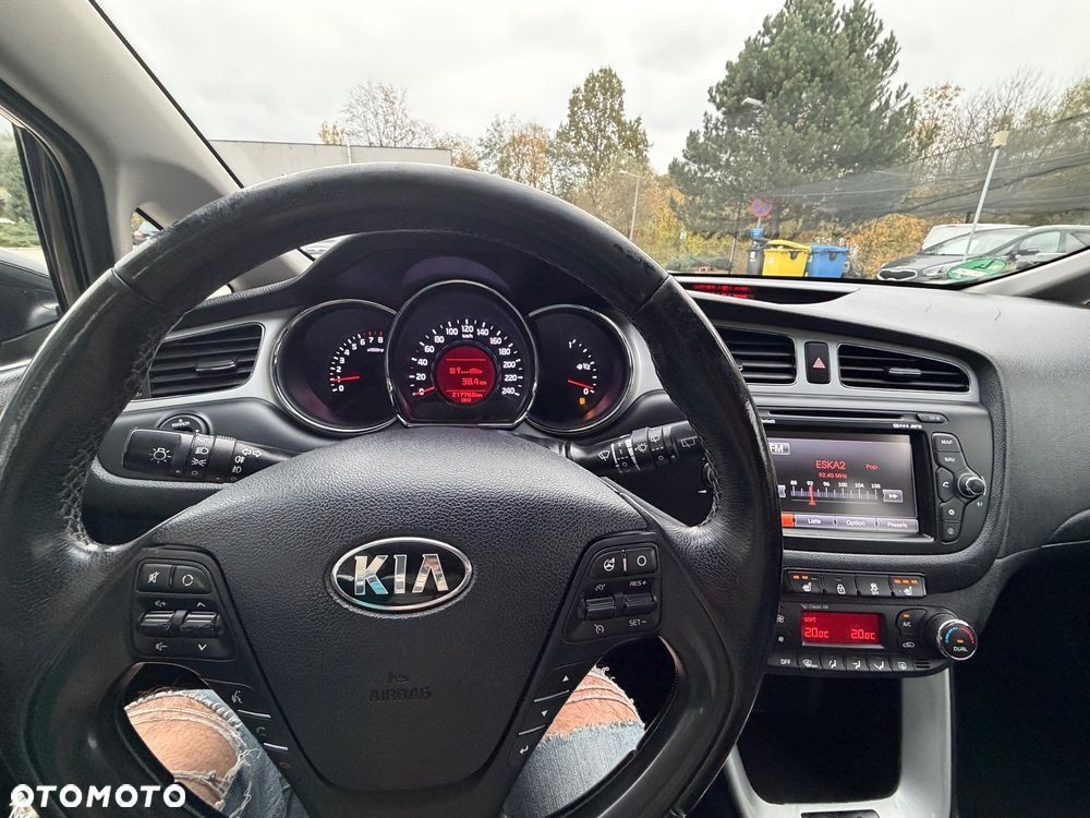 Kia Ceed 1.6 GDI Dream-Team Edition - 22
