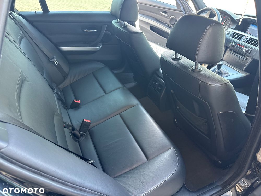 BMW Seria 3 - 31