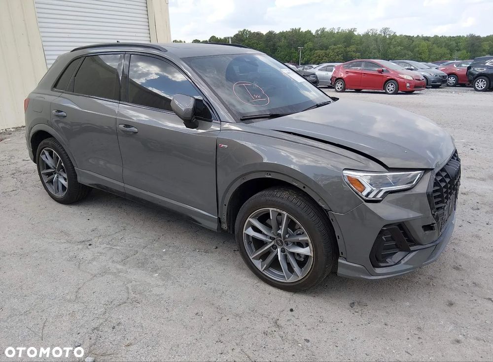 Audi Q3 - 3