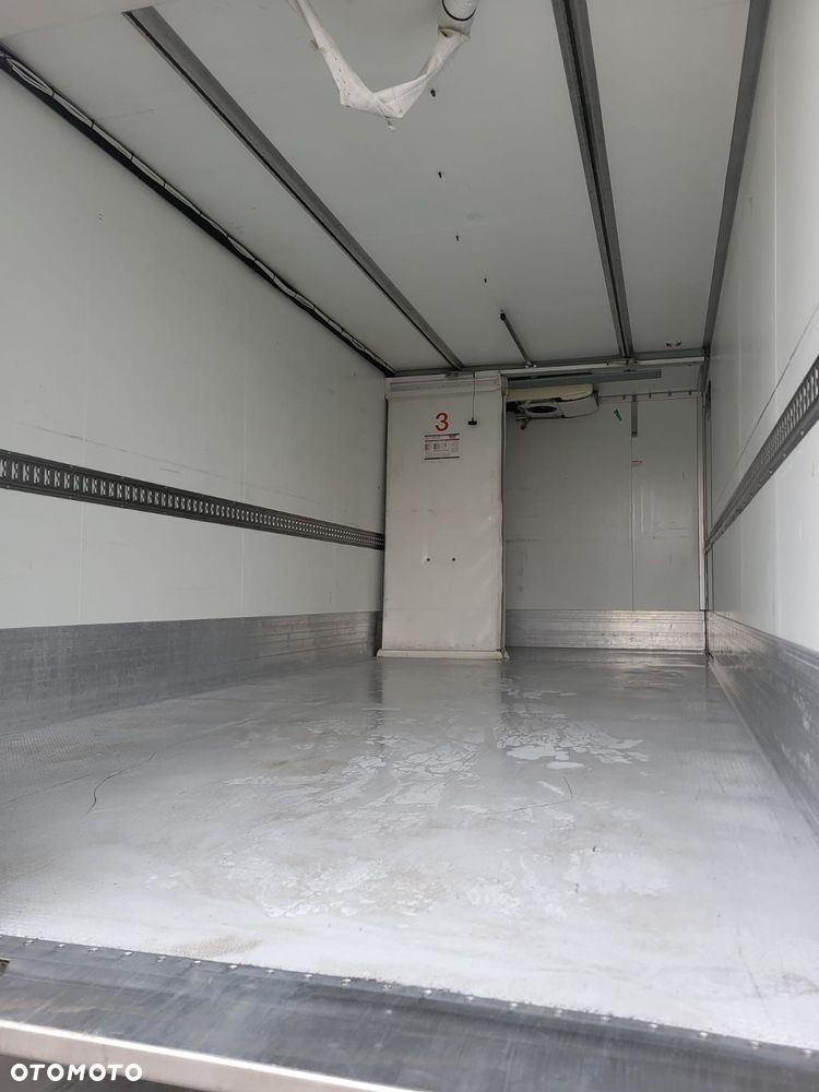 Renault D 14 / 240 / CHŁODNIA / WINDA / 16 EUROPALET / 6.7 M DŁUGOŚCI / BI-TEMPERATURA / CARRIER SUPRA 850 - 18