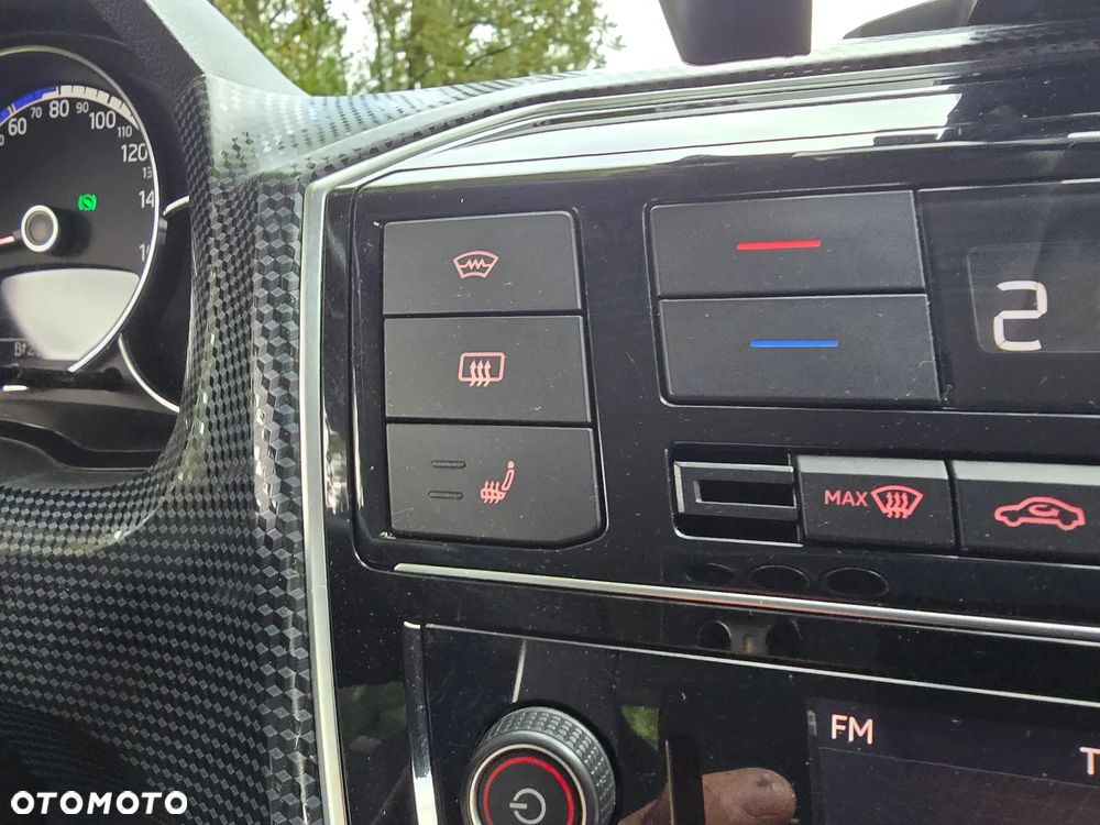 Volkswagen up! e-up - 17
