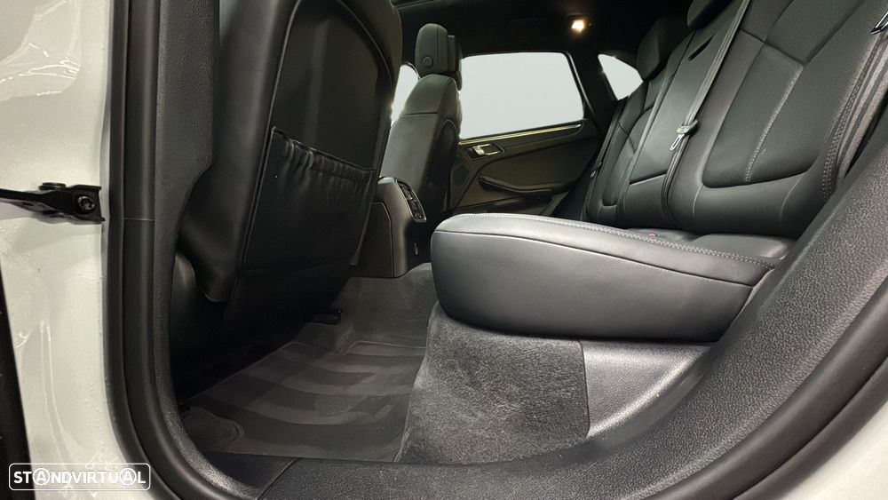 Porsche Macan Standard - 10
