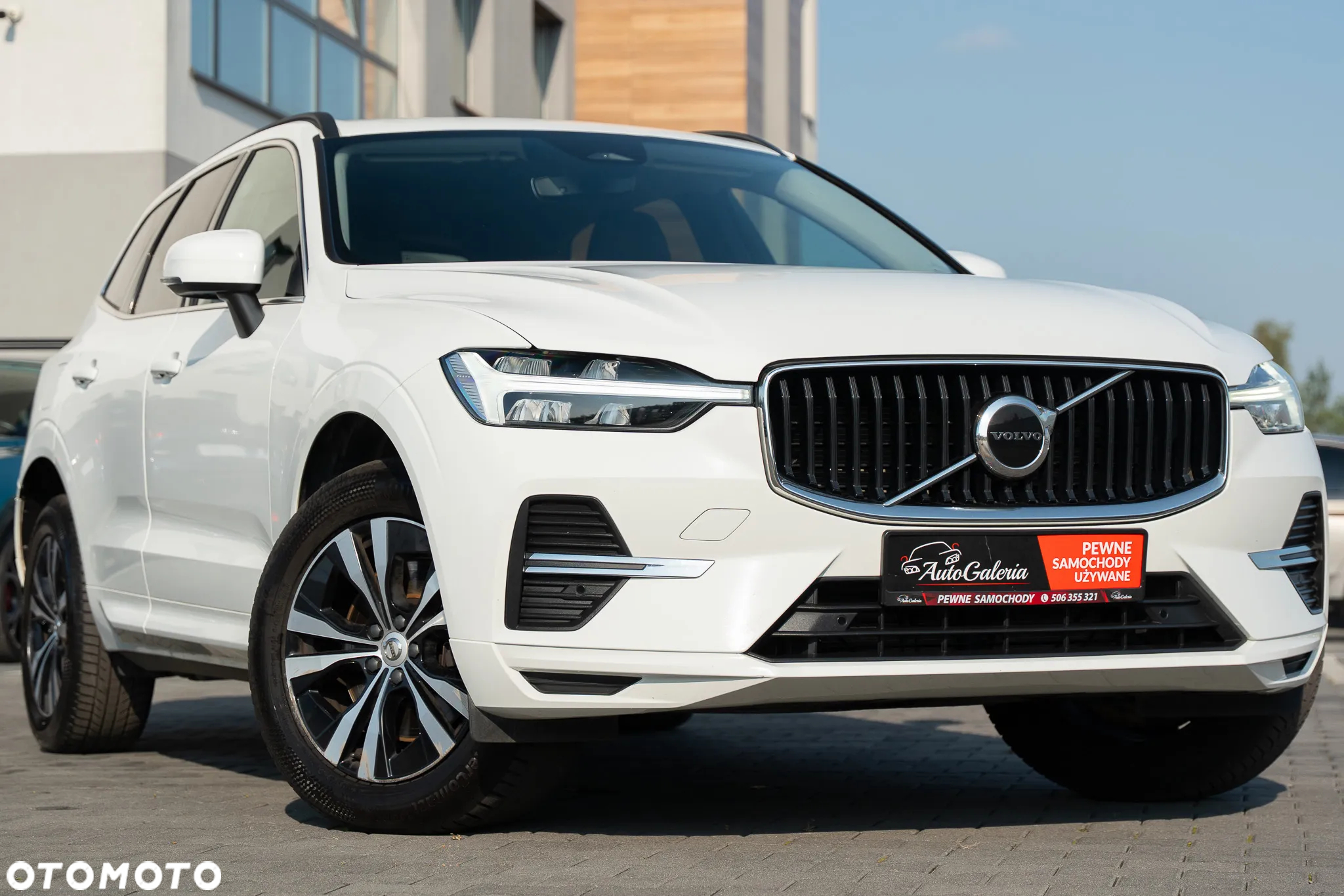 Volvo XC 60 B4 D AWD Geartronic Momentum Pro - 5