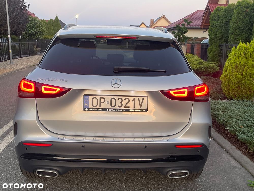 Mercedes-Benz GLA ver-250e-amg-line - 8