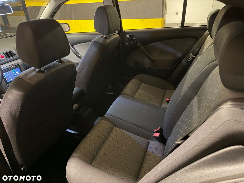 Skoda Octavia 1.9 TDI Tour - 6