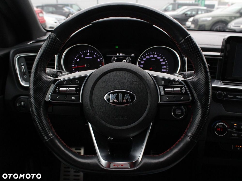 Kia Ceed - 18