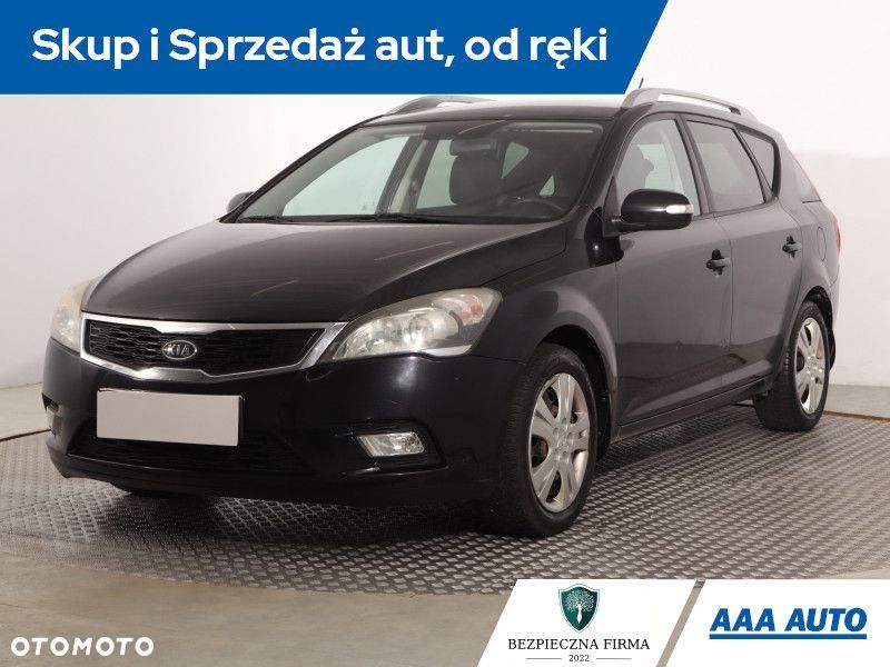 Kia Ceed - 3