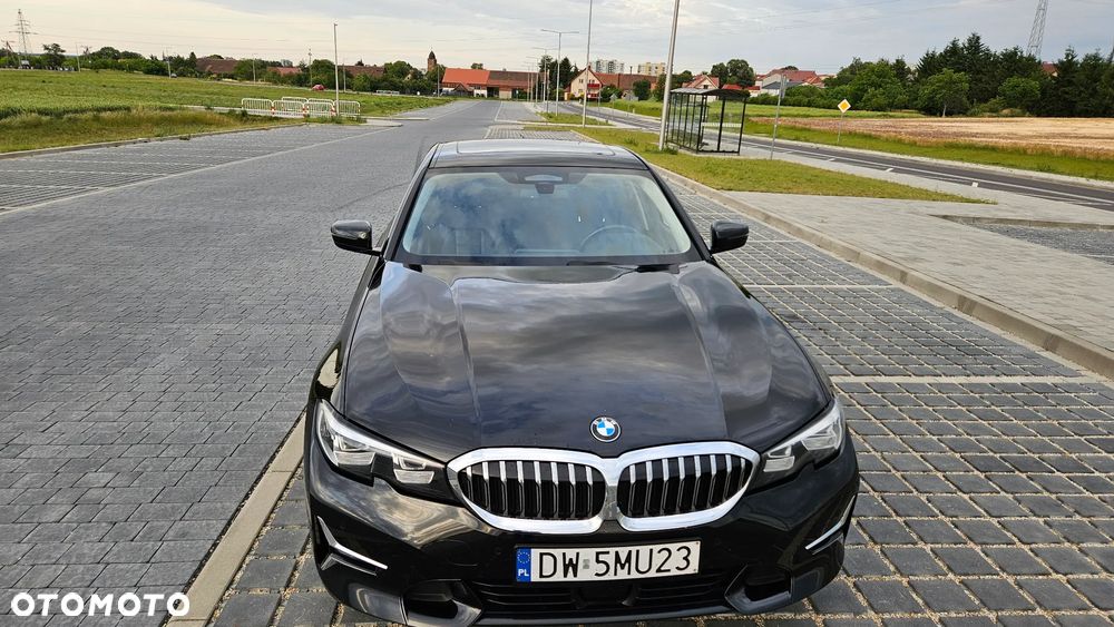 BMW Seria 3 320d xDrive MHEV Luxury Line sport - 7