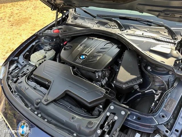 BMW 320 d Auto Pack M - 3