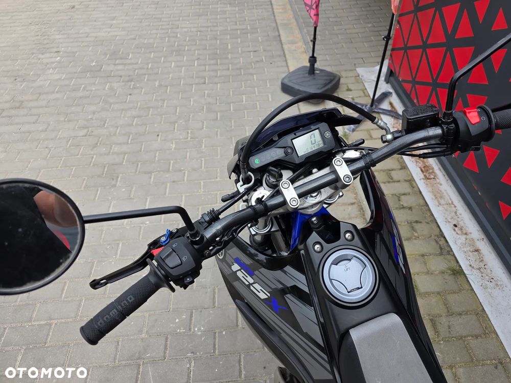 Yamaha WR - 17