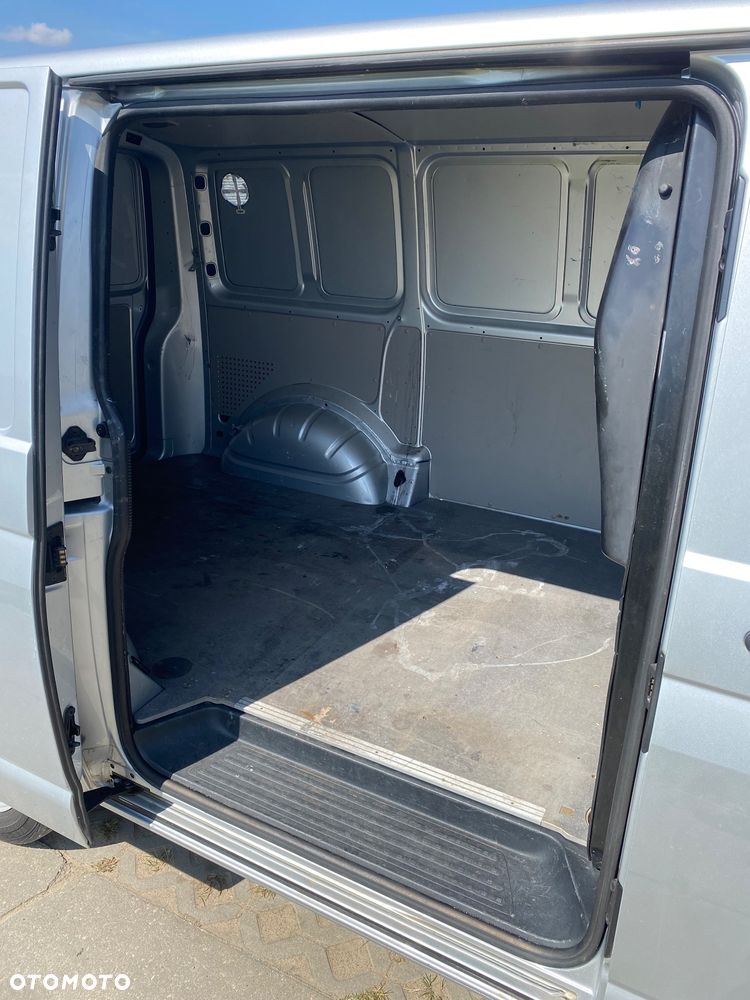 Volkswagen Transporter T6 - 19