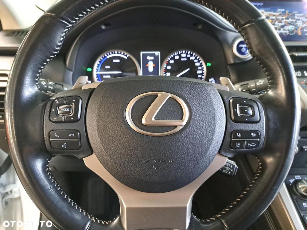 Lexus NX 300h Comfort AWD - 30