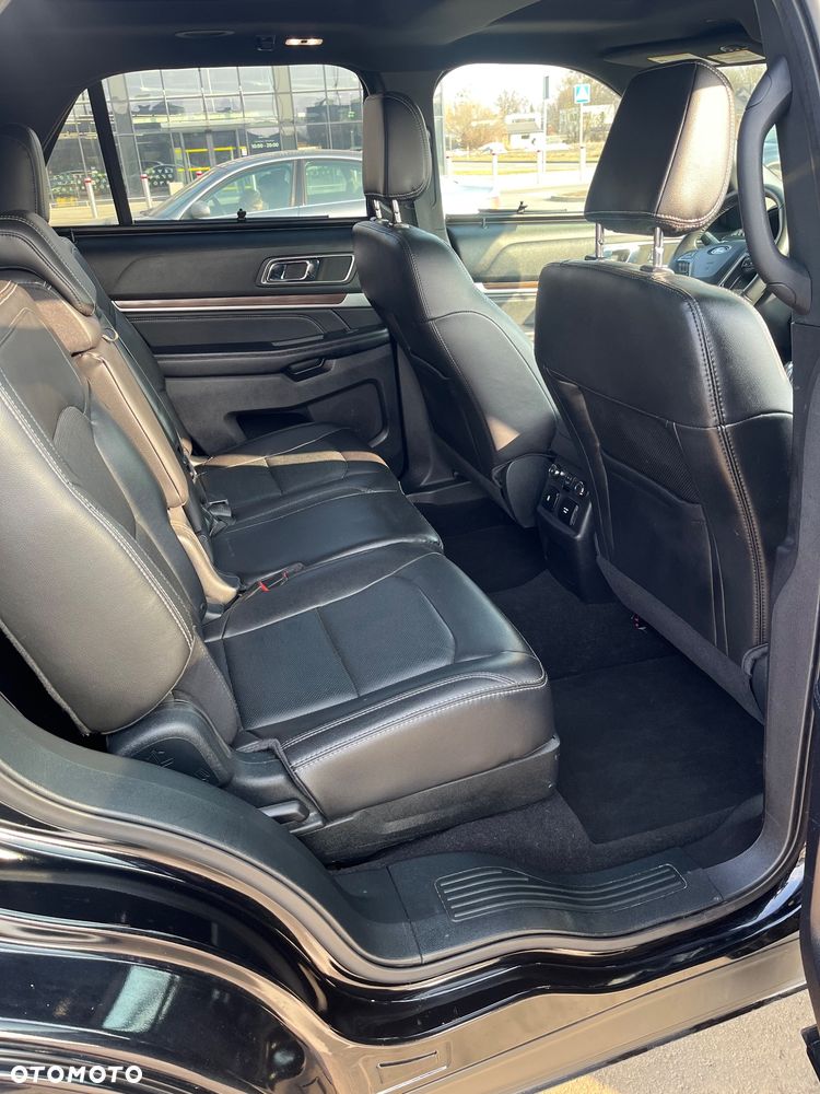 Ford Explorer - 20
