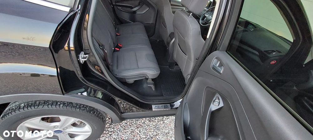 Ford Kuga 1.6 EcoBoost 2x4 Trend - 25